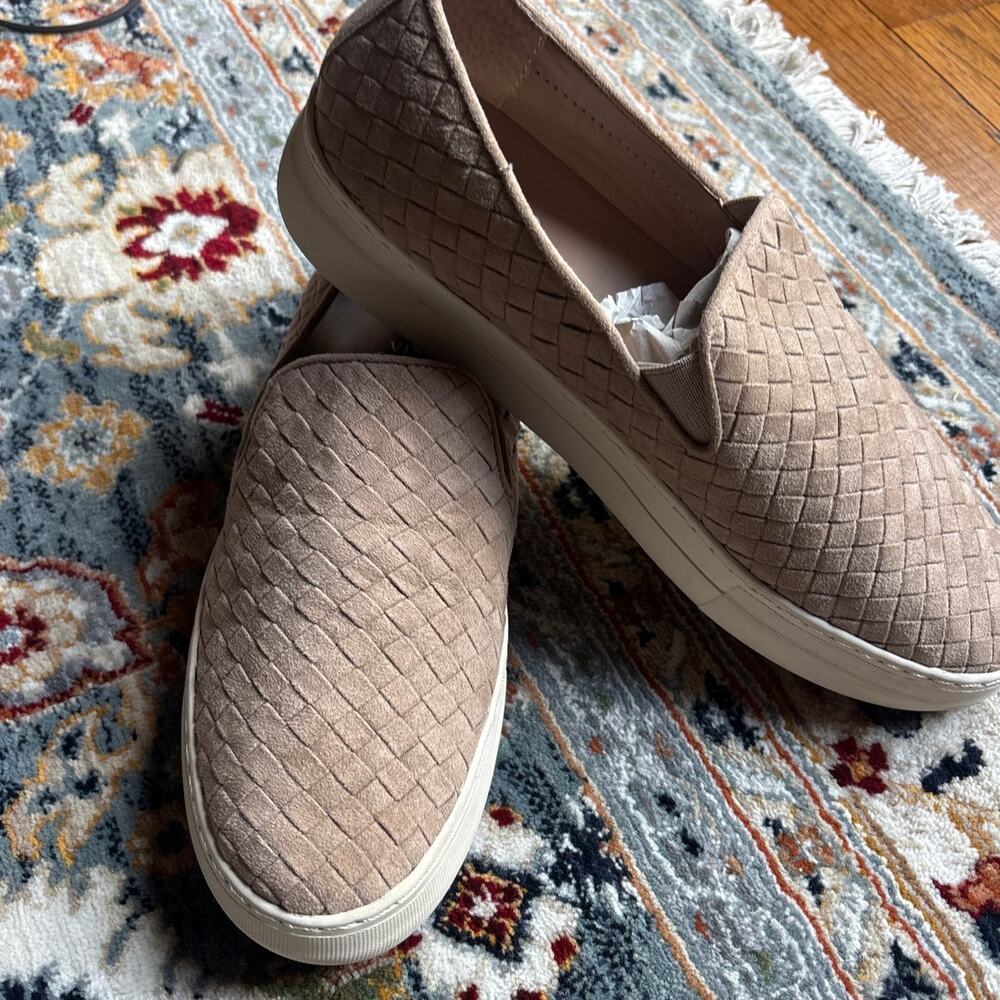 VINCE CAMUTO Kamron Slip-on Sneaker Size 11 - Picture 6 of 7